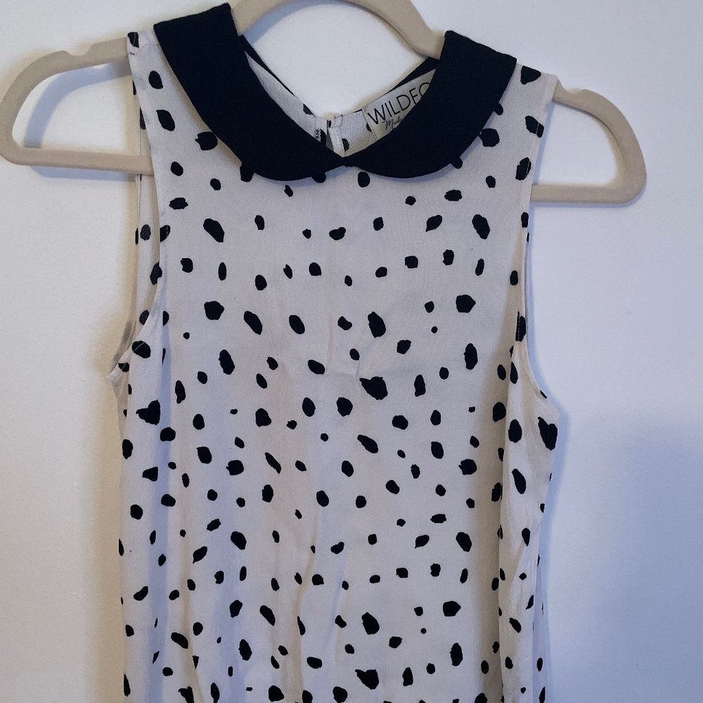 Wild fox sleeveless shirt